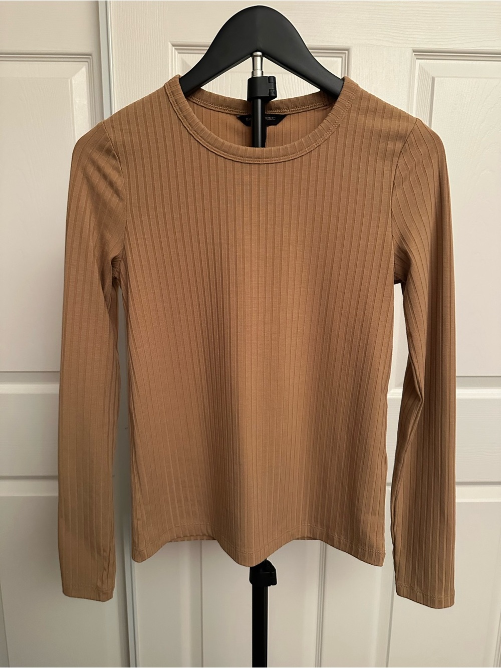 Banana Republic Slim Ribbed Long Sleeve Top - Camel